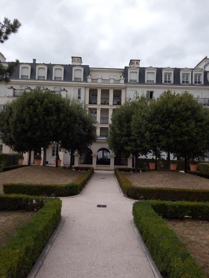 Welcome Au Dazzling Stay Serris Luaran gambar